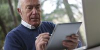 How to Set Up an iPad or iPhone for Seniors